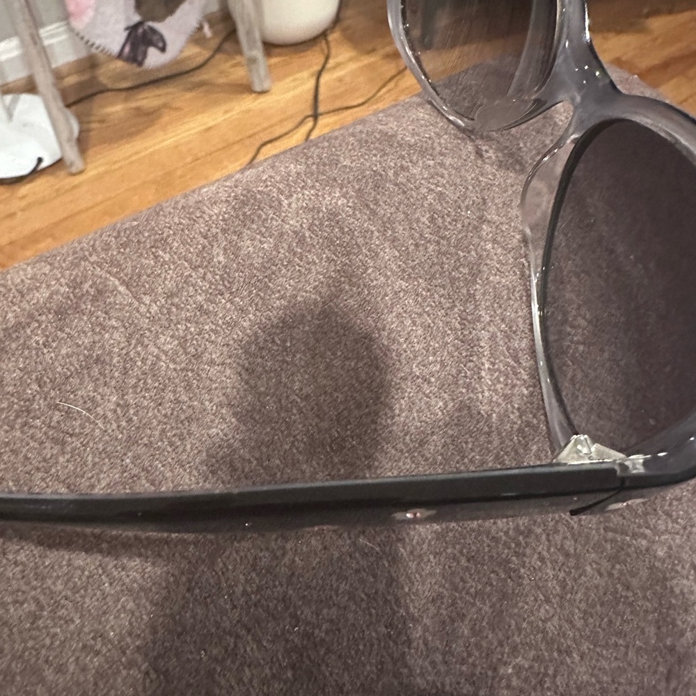 Coach Sunglasses - Picture 6 of 11